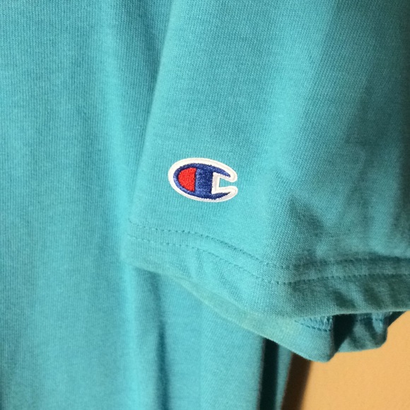 Men’s embroidered Champion logo shirt - Picture 2 of 3